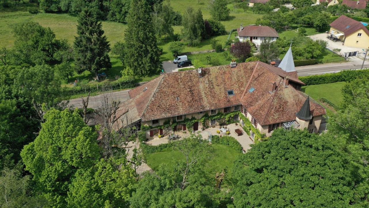 Domaine De Bellevue Gite Du Mont Poupet Marnoz Exteriér fotografie